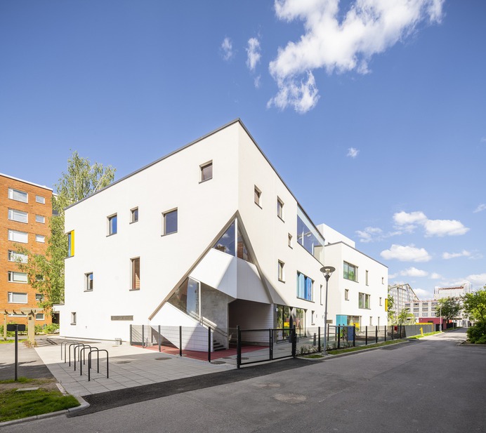 Tikkurila Daycare Center / Parviainen Architects,© Mika Huisman