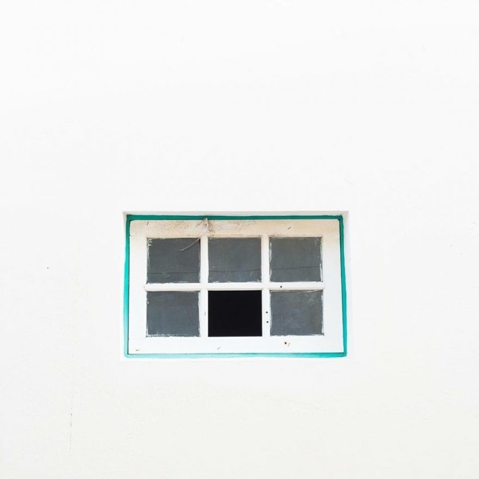 Colorful Minimalist Photography by Chinnaphong Mungsiri