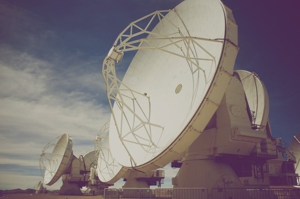 Eddy Duluc #antenna #analog #space #photography #duluc #eddy
