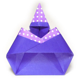 How to make an arm-crossing origami wizard (http://www.origami-make.org/howto-origami-halloween.php)
