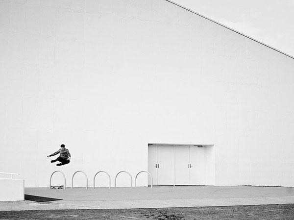 Skateboarder's Unique Self Portraits Highlight São Paulo's Architecture My Modern Metropolis #self #photo #architecture #skateboard #portraits