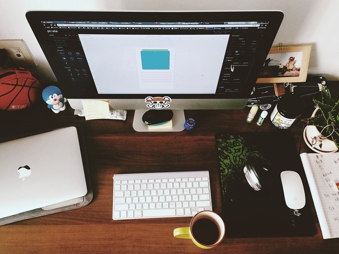 Home workspace by Seven #office #desk #home #workspace