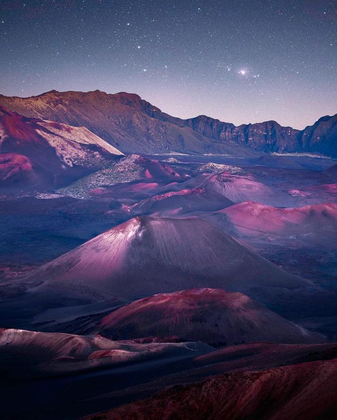 Magnificent Nature Landscapes of Hawaii by Micah Roemmling