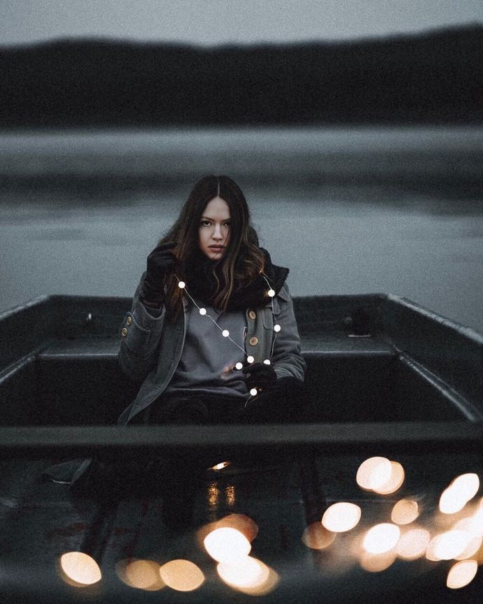 Mobile Street and Outdoor Portrait Photography by Thomas Kakareko