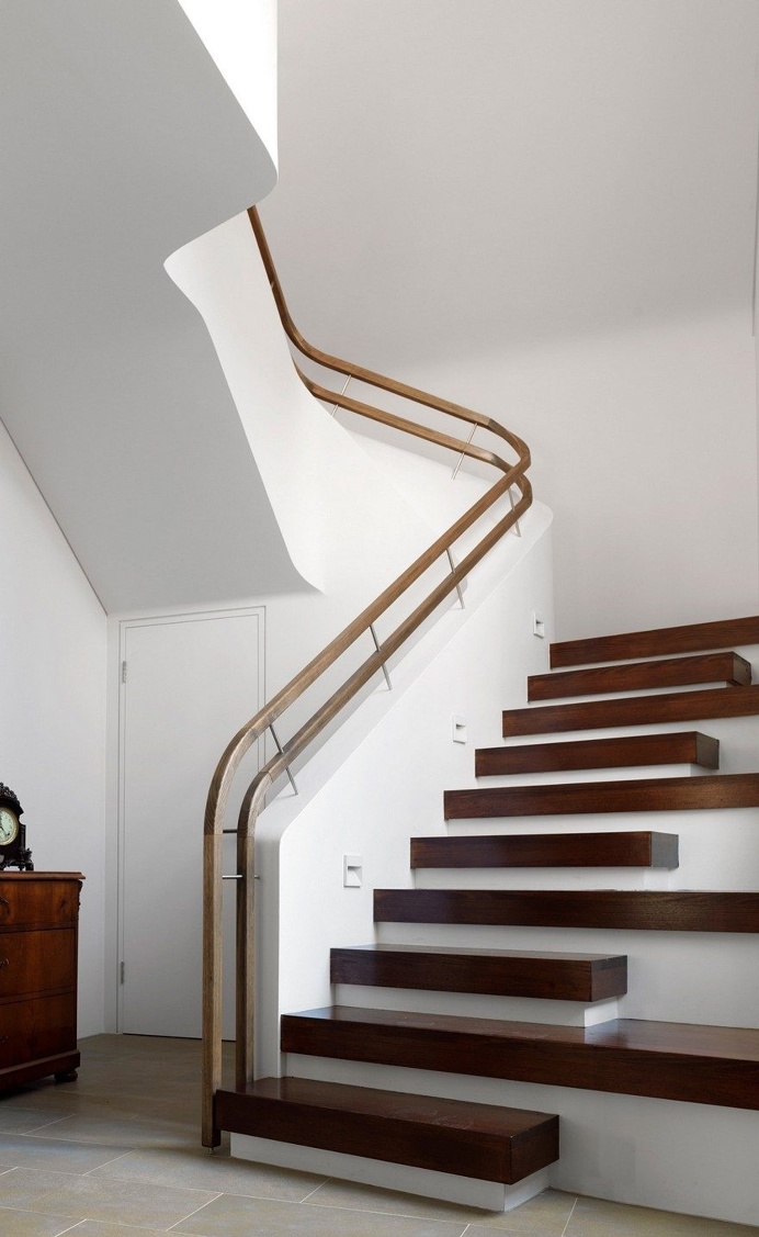 Luigi Rosselli Architects Turned a 1930s Bungalow into a Stylish Family Home 6