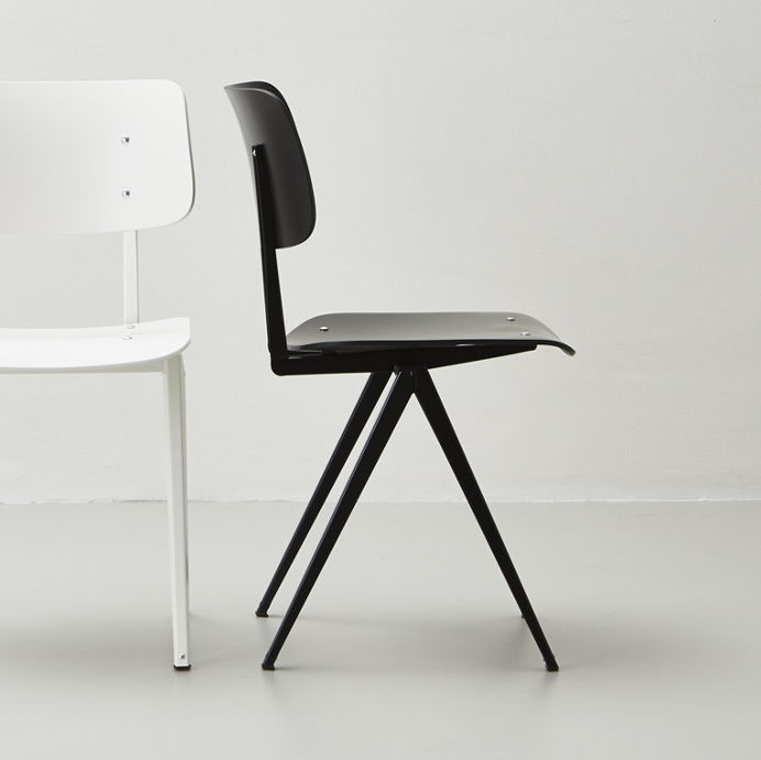 Galvanitas S16 stoel, zwart, Nederlands industrieel design