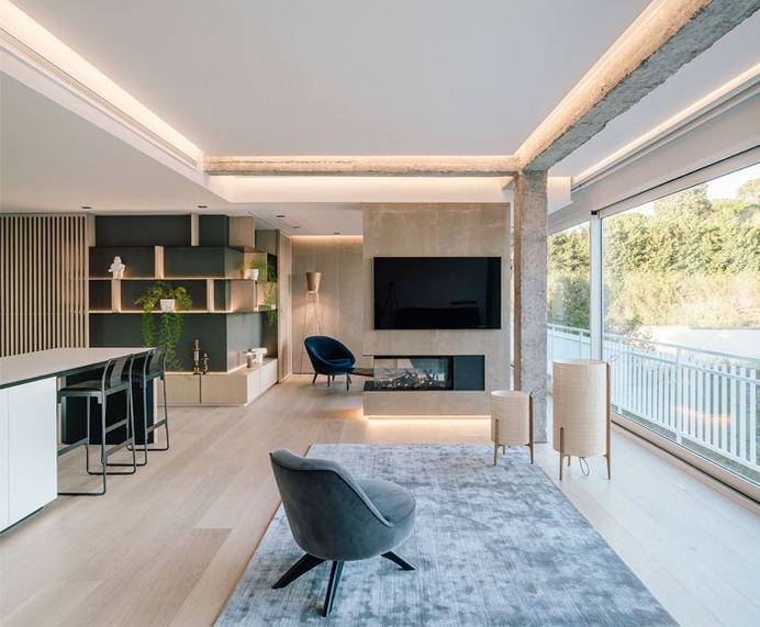 80 Modern TV Wall Decor Ideas - InteriorZine - #tv #wall #livingroom #decor #design #furniture