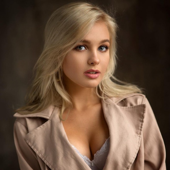 Gorgeous Beauty Portrait Photography by Dennis Drozhzhin