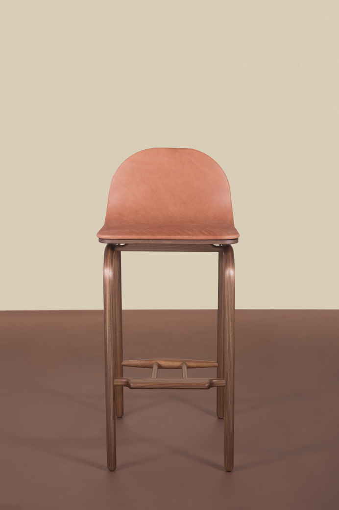 Fin High Stool