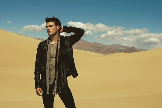 Navis Photography #navis #tim #photography #fashion #man #desert