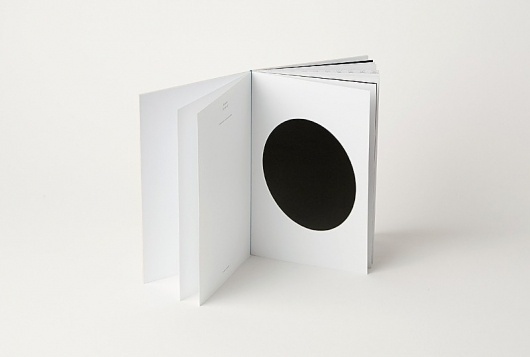 I am a Circle | COÃ–P #design #graphic