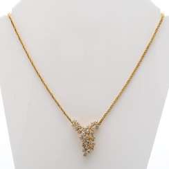 Necklace with diamond trim,