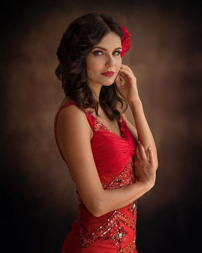 Marvelous Female Portrait Photography by Dennis Drozhzhin