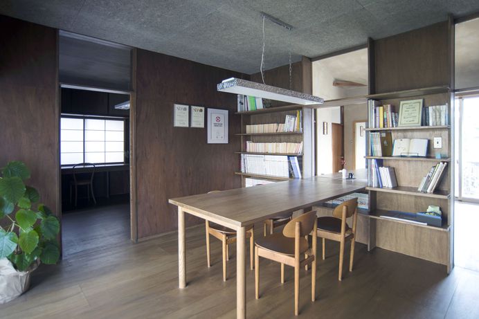 Park and Field House by 1110 Architectural Design Office