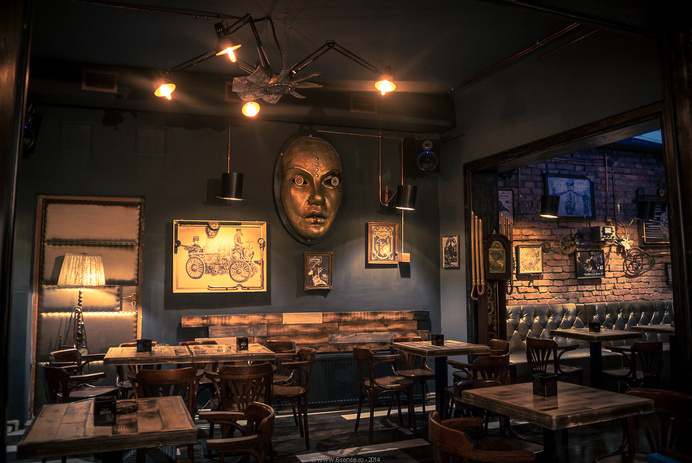 Joben Bistro fascination of steampunk style - www.homeworlddesign.com (10) #steampunk