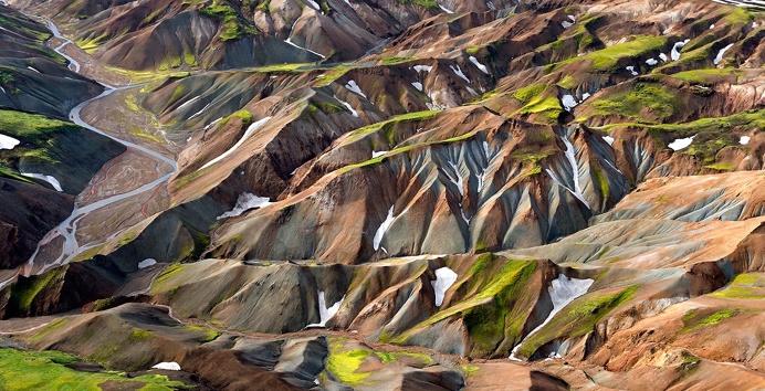 Aerial Iceland photography nature landscape air beautiful hike hiking adventure trip mountains water river waterfall green gras lake