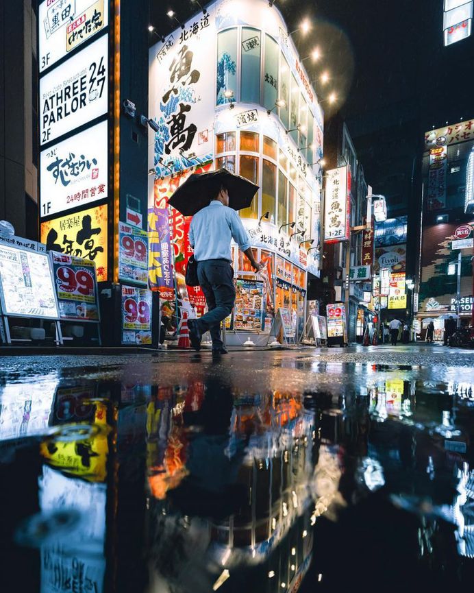 #streets_vision: Vibrant Street Photography by Jimmy Chan