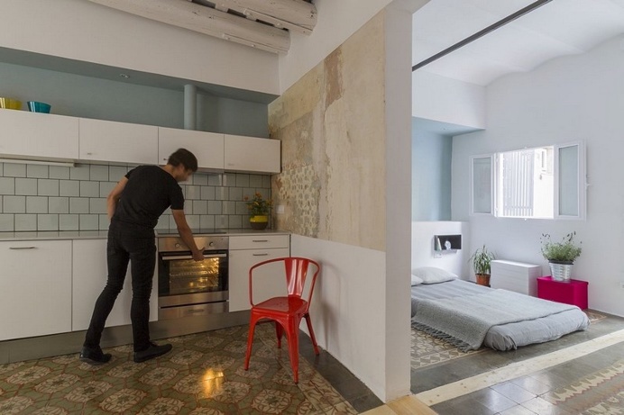 Roc Cube Apartment in Barcelona 4