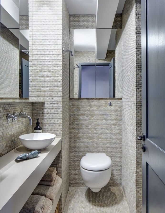 High style, low-budget in this 750 square foot English flat