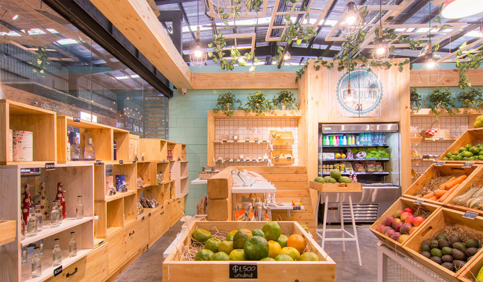 El Solar - Plaza Pakita on Behance