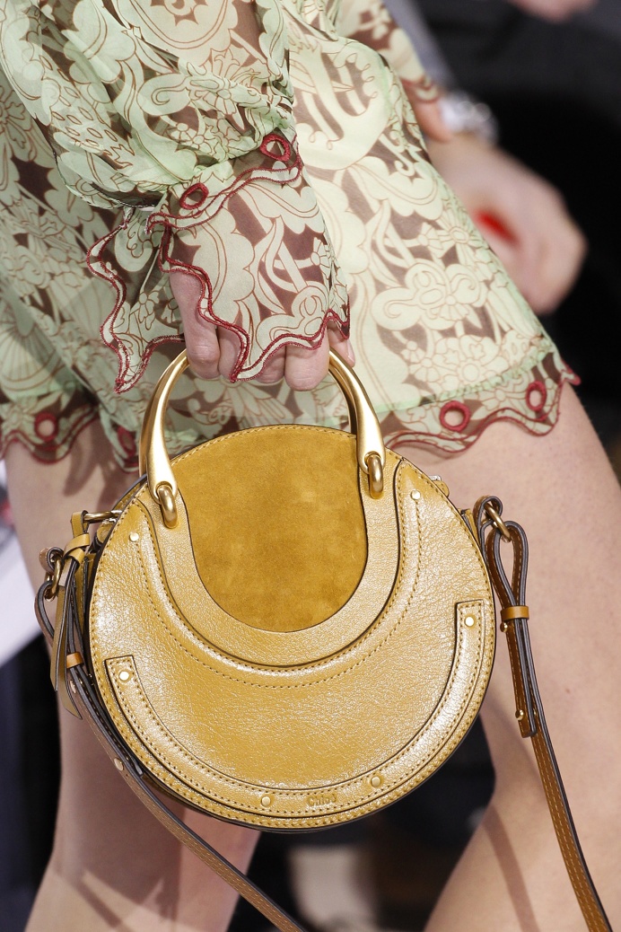 Chloé Fall 2017 Ready-to-Wear Collection Photos - Vogue