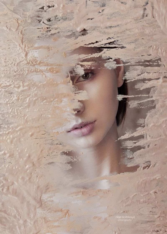 Beautiful and Dreamlike Portrait Photography by Nina Sinitskaya
