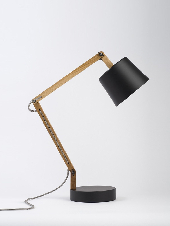 Angle Table Lamp 2.0 - Douglas + Bec #lamp