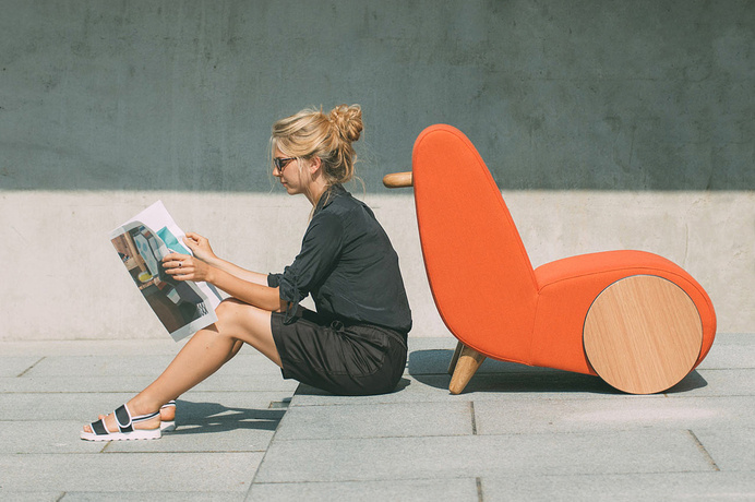 A Lounge Chair Inspired by a Wheelbarrow #chair #lounge