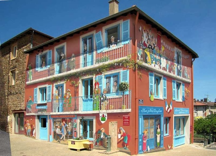 Hyper-Realistic Painted Frescoes of Patrick Commecy