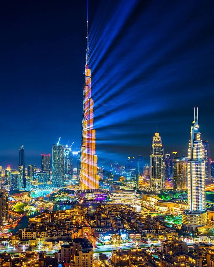 Colorful and Majestic Cityscapes of Dubai by Christopher Wölner-Hanssen