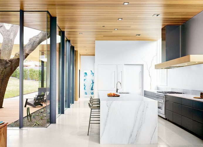Constant Springs Residence - A Home Built Around a Tree