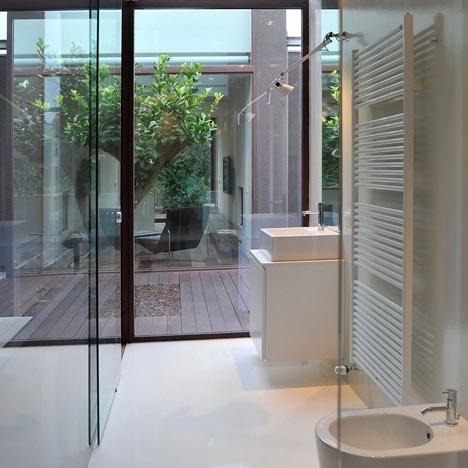 Dezeen » Blog Archive » Private residence by Archiplan #interiors #architecture