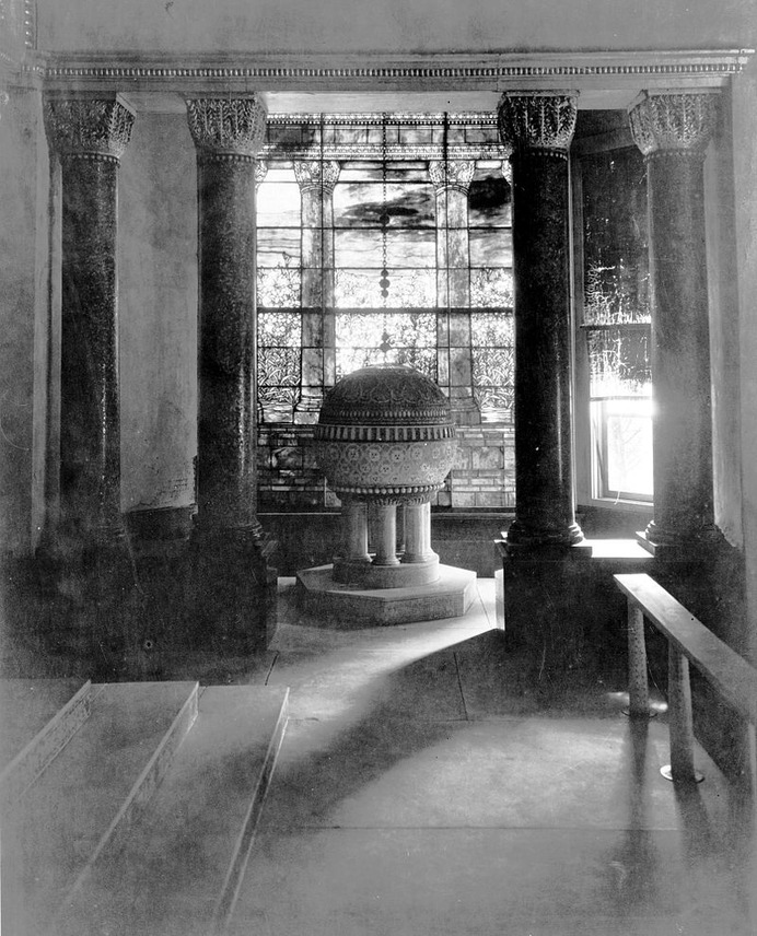800px-Tiffany_Chapel_from_HABS_crop.jpg (800×990)