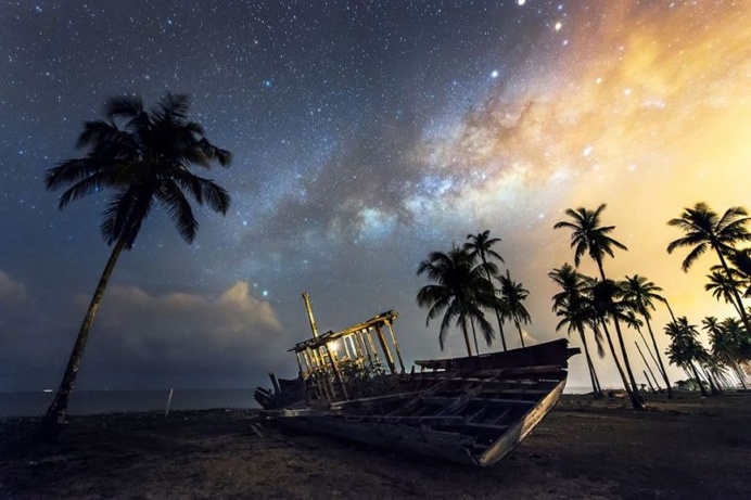 Stunning Starscapes and Nighttime Landscape Photography by Grey Chow