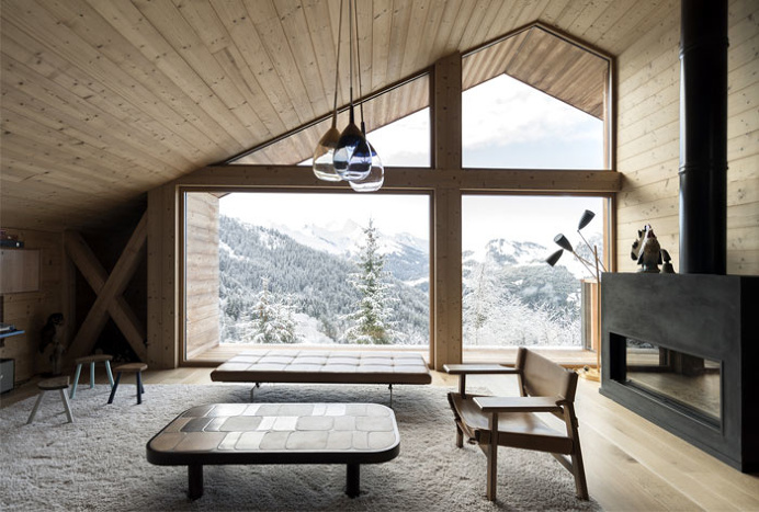 Trendy Alpine Cottage by Studio Razavi - InteriorZine