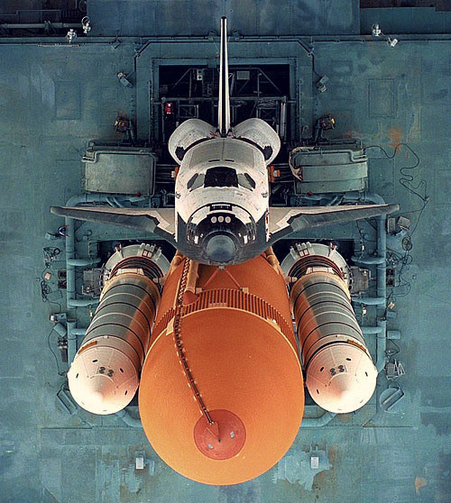CJWHO ™ (Aerial view of Space Shuttle Discovery Space...) #amazing #shuttle #aerial #nasa #discovery #space #photography