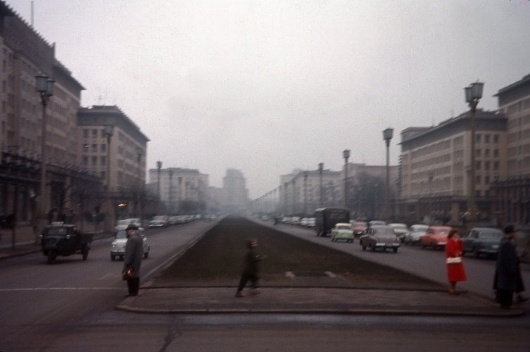 Stalin+Allee+East+Berlin.jpg (1600×1065)