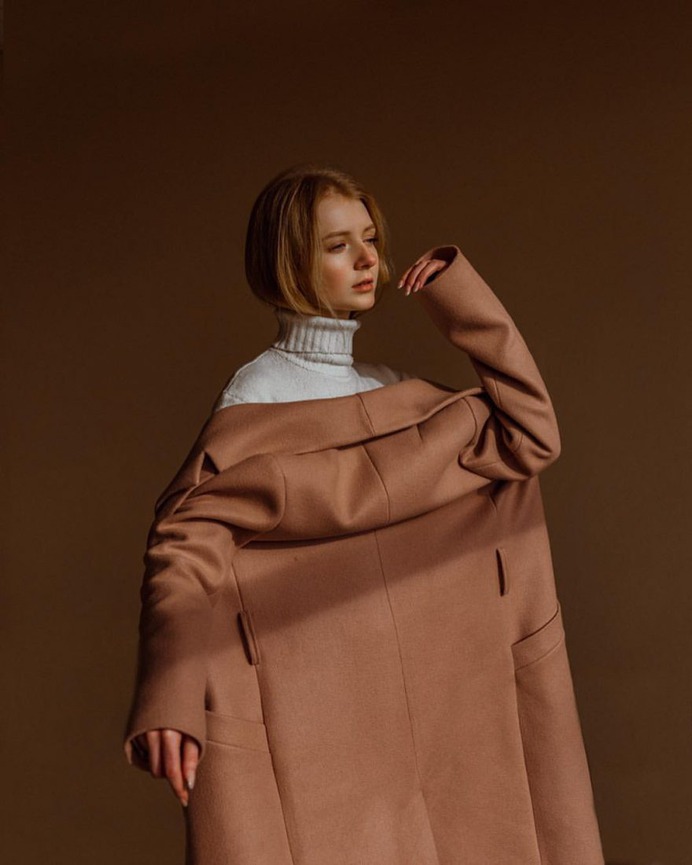 Gorgeous Female Portrait Photography by Anastasia Slepnova