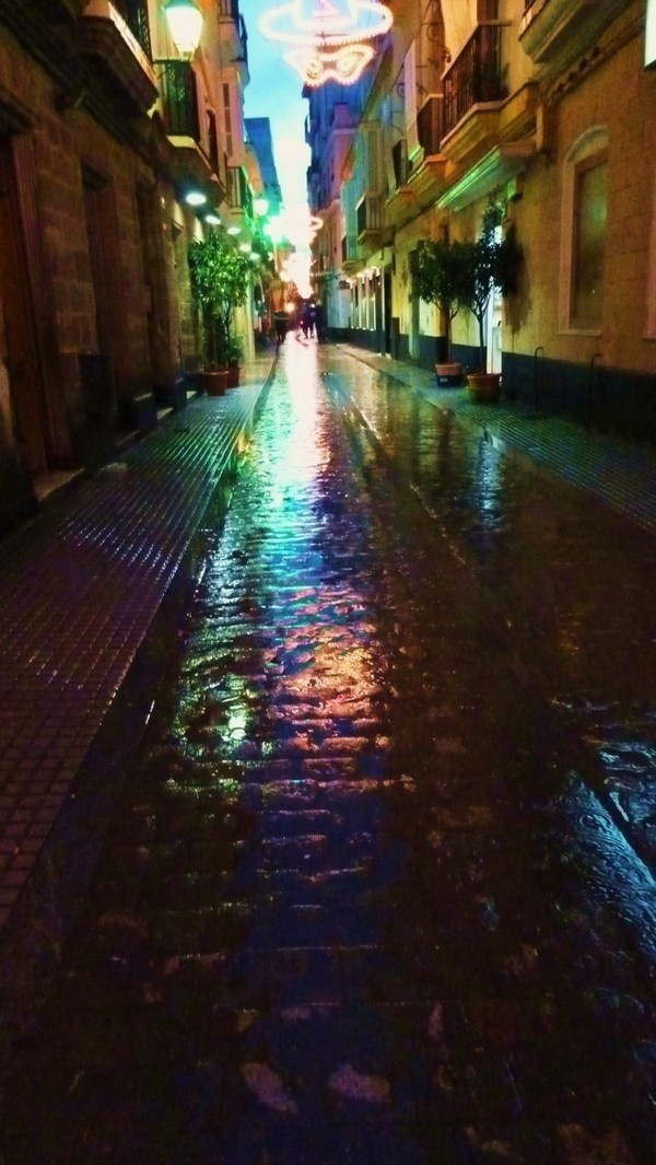 Cadizzle 2011 on Behance #spain #lights #cadiz #rain #reflection #colour
