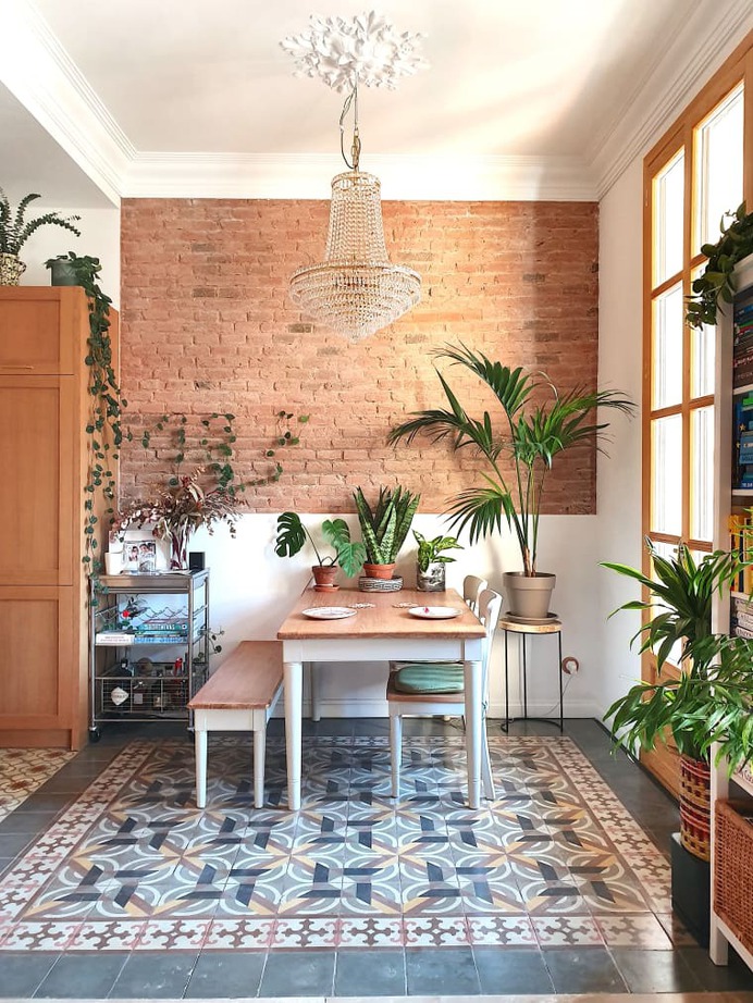 at/house tours/2020-03/Sandra R/DR (760×1013)