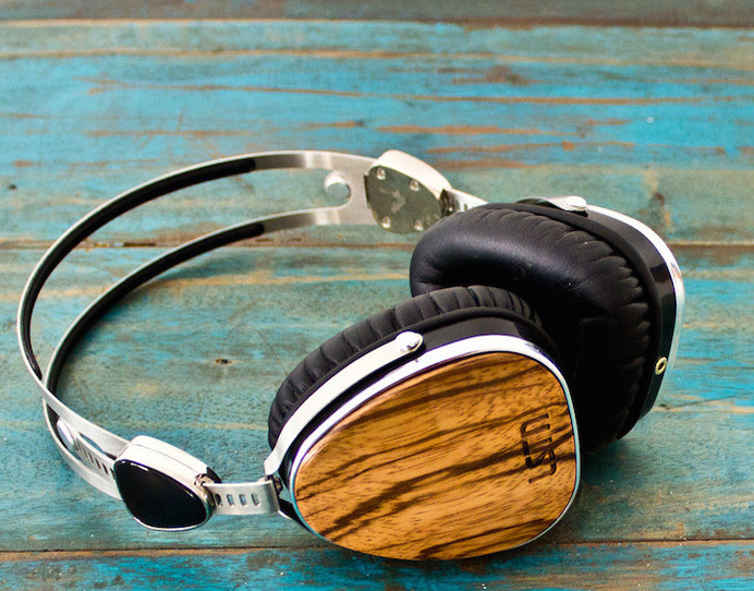 LSTN Zebra Wood Troubadours #tech #flow #gadget #gift #ideas #cool