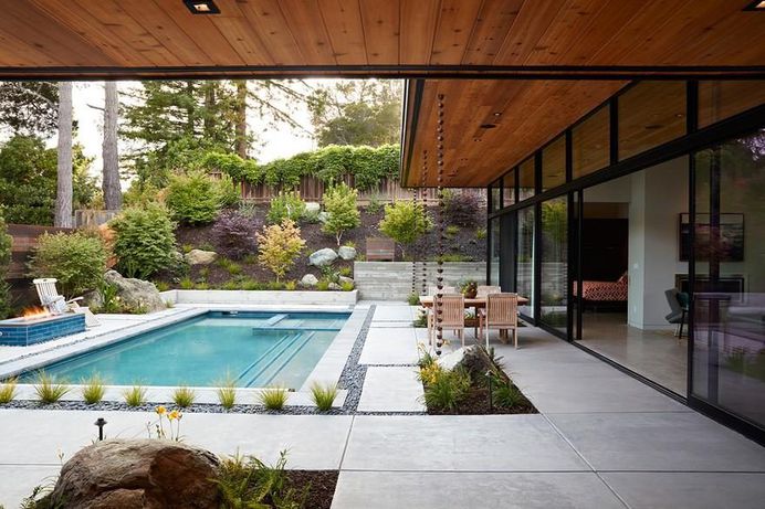 Glass Wall House by Klopf Architecture 13