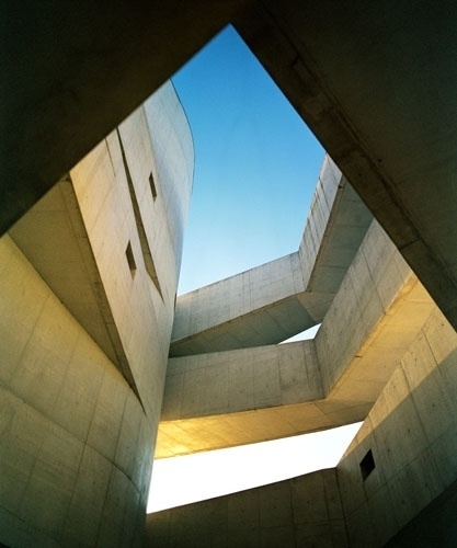 architecture/interior : Felipe Neves #museum #siza #museu #iber #photography #architecture #camargo #alvaro