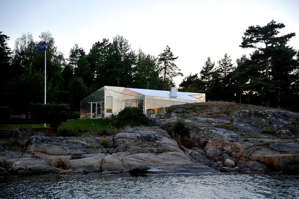 The Aluminum Cabin by JVA #minimalist #house