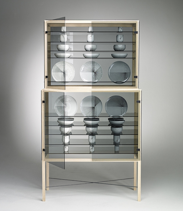 De Intuïtiefabriek #ceramics #design #closet #glass #wood #product
