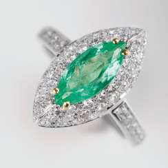 ''Smaragd-Brillant-Ring''