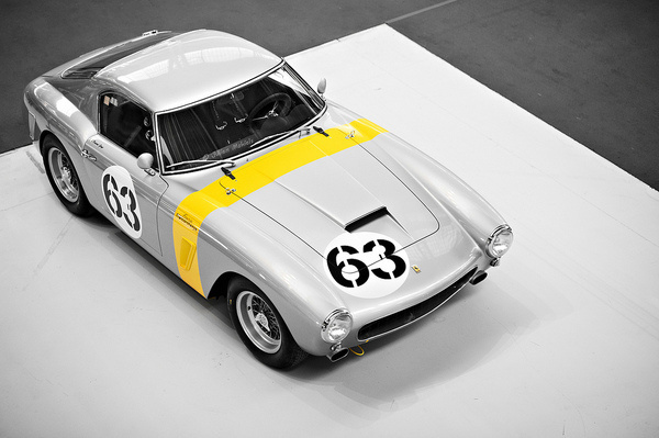 photo #ferrari #oldtimer #classic #graphic #retro #monochrome #vintage #car