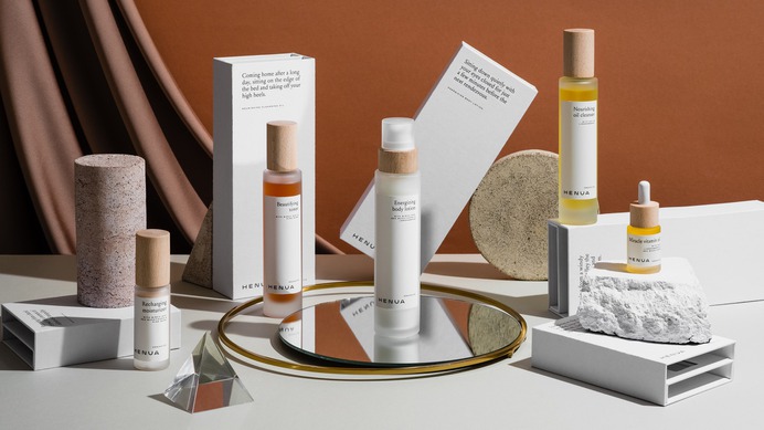 Henua Organics Branding - Mindsparkle Mag Henua Organics designed by Werklig from Finland offers a premium skincare line consisting of products that only contain certified organic ingredients. #logo #identity #branding #design #color #photography #graphic #design #gallery #blog #project #mindsparkle #mag #beautiful #portfolio #designer
