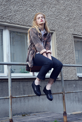 Elise_Ballegeer_Lookbook_Summer_2013_Location_051 #fashion #photography #woman