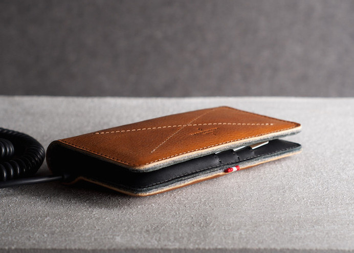 Mighty Phone Fold Wallet by HardGraft #tech #flow #gadget #gift #ideas #cool